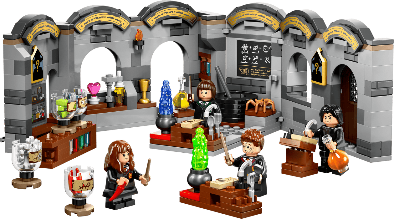 LEGO® Harry Potter™ Hogwarts™ Castle: Potions Class 76431